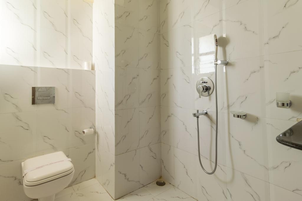 גווהטי Hotel D' Sapphire מראה חיצוני תמונה