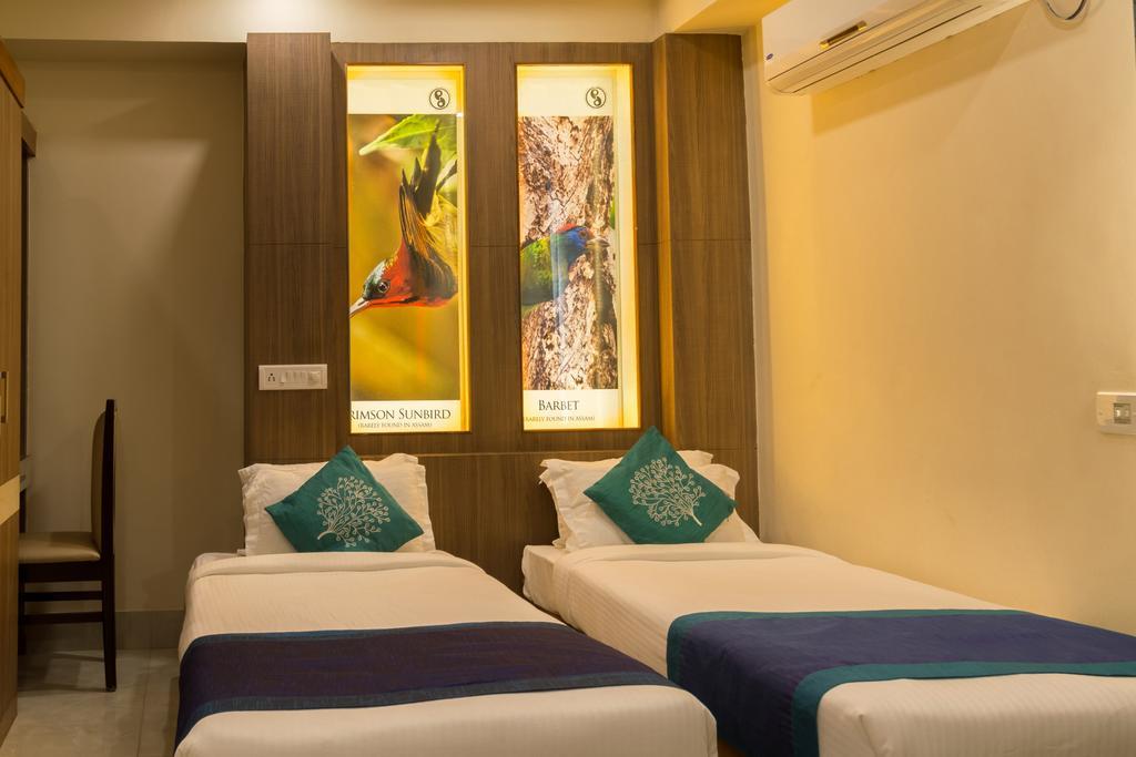 גווהטי Hotel D' Sapphire מראה חיצוני תמונה